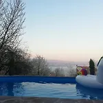 Mimi *